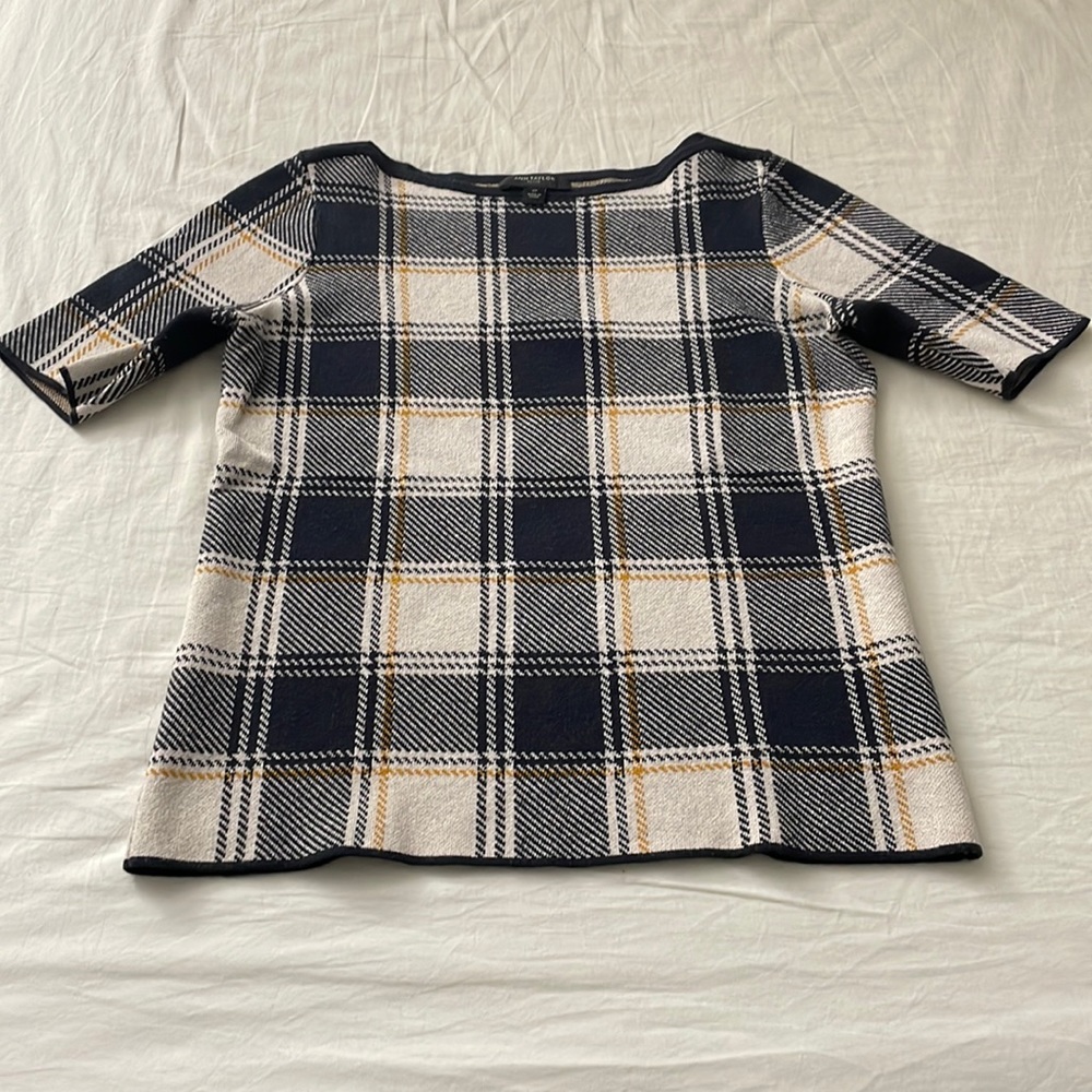 HOLD Ann Taylor Plaid Sweater in Medium Petite